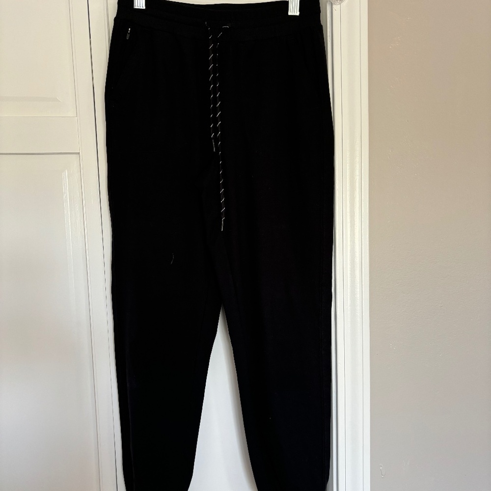 Zella Live In pocket jogger XS Elastic Drawstring Waist Black Front Slant Pocket